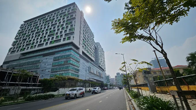 republic-plaza-1